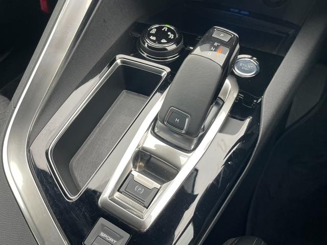 3008 GTライン アクティブセーフティブレーキ パノラミックサンルーフ ハンズフリー電動テールゲート フルLEDライト アクティブクルーズコントロール アドバンスグリップコントロール 純正ナビ ワイドバックカメラ(38枚目)