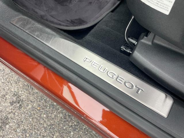 3008 GTライン アクティブセーフティブレーキ パノラミックサンルーフ ハンズフリー電動テールゲート フルLEDライト アクティブクルーズコントロール アドバンスグリップコントロール 純正ナビ ワイドバックカメラ(49枚目)