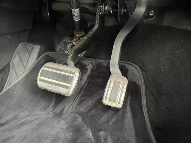 3008 GTライン アクティブセーフティブレーキ パノラミックサンルーフ ハンズフリー電動テールゲート フルLEDライト アクティブクルーズコントロール アドバンスグリップコントロール 純正ナビ ワイドバックカメラ(50枚目)