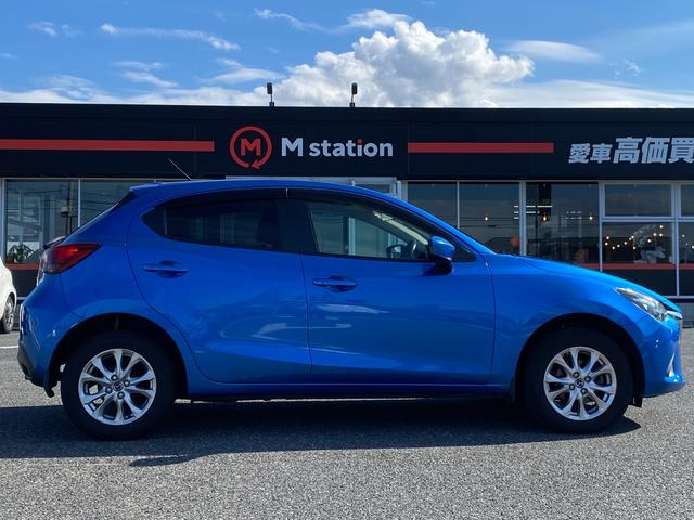 デミオ 13S 地デジTV&DVD/CDプレーヤー スマートシティブレーキ 横滑り防止 キーレス&プッシュスタート 純正15インチアルミ ETC マツダコネクトナビ Bluetooth接続(5枚目)