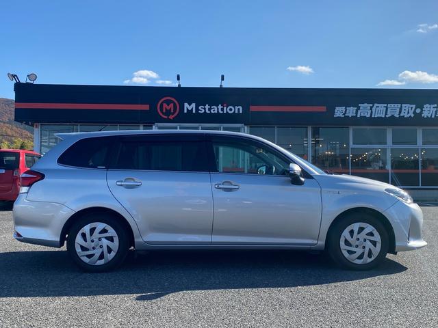 カローラフィールダー ハイブリッドG ハイブリッド ETC ワンオーナー スマートキー nanoe空気清浄 クルーズコントロール オートLEDライト オートハイビーム レーンキープアシスト プリクラッシュセーフティ ECO・EVモード(4枚目)