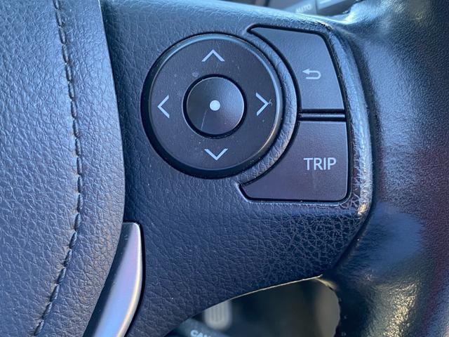 カローラフィールダー ハイブリッドG ハイブリッド ETC ワンオーナー スマートキー nanoe空気清浄 クルーズコントロール オートLEDライト オートハイビーム レーンキープアシスト プリクラッシュセーフティ ECO・EVモード(13枚目)