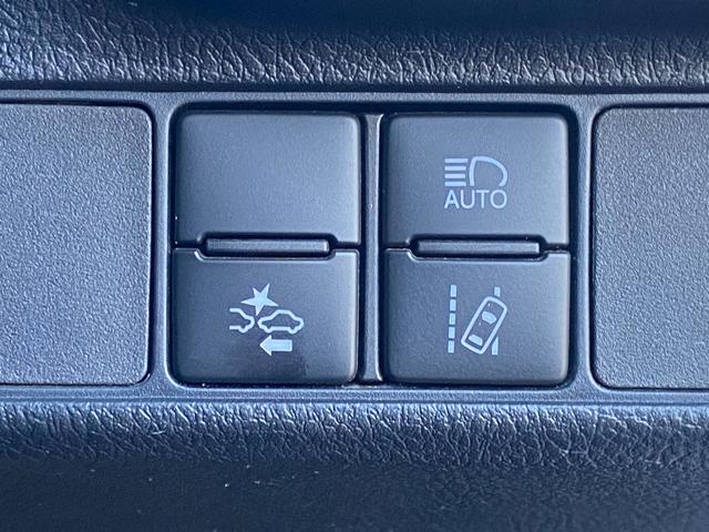 カローラフィールダー ハイブリッドG ハイブリッド ETC ワンオーナー スマートキー nanoe空気清浄 クルーズコントロール オートLEDライト オートハイビーム レーンキープアシスト プリクラッシュセーフティ ECO・EVモード(18枚目)