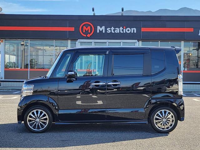 Ｎ－ＢＯＸカスタム Ｇ　ターボＳＳパッケージ　両側電動スライドドア　ターボ　バックカメラ　ＥＴＣ　社外ナビ　フルセグ　アイドリングストップ　横滑り防止装置　クルコン　プッシュスタート　スマートキー　純正アルミ（5枚目）