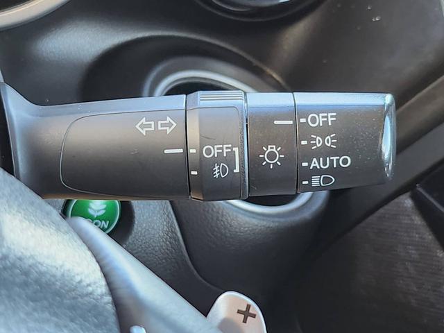 Ｎ－ＢＯＸカスタム Ｇ　ターボＳＳパッケージ　両側電動スライドドア　ターボ　バックカメラ　ＥＴＣ　社外ナビ　フルセグ　アイドリングストップ　横滑り防止装置　クルコン　プッシュスタート　スマートキー　純正アルミ（22枚目）