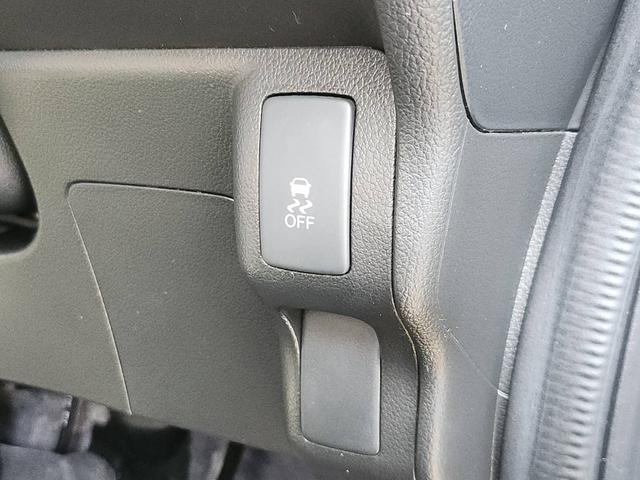 Ｎ－ＢＯＸカスタム Ｇ　ターボＳＳパッケージ　両側電動スライドドア　ターボ　バックカメラ　ＥＴＣ　社外ナビ　フルセグ　アイドリングストップ　横滑り防止装置　クルコン　プッシュスタート　スマートキー　純正アルミ（25枚目）