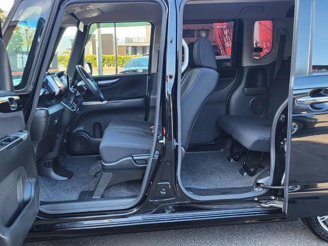 Ｎ－ＢＯＸカスタム Ｇ　ターボＳＳパッケージ　両側電動スライドドア　ターボ　バックカメラ　ＥＴＣ　社外ナビ　フルセグ　アイドリングストップ　横滑り防止装置　クルコン　プッシュスタート　スマートキー　純正アルミ（61枚目）