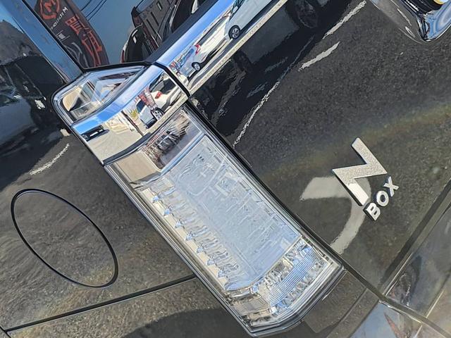 Ｎ－ＢＯＸカスタム Ｇ　ターボＳＳパッケージ　両側電動スライドドア　ターボ　バックカメラ　ＥＴＣ　社外ナビ　フルセグ　アイドリングストップ　横滑り防止装置　クルコン　プッシュスタート　スマートキー　純正アルミ（68枚目）