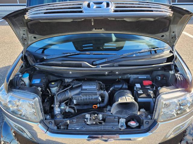 Ｎ－ＢＯＸカスタム Ｇ　ターボＳＳパッケージ　両側電動スライドドア　ターボ　バックカメラ　ＥＴＣ　社外ナビ　フルセグ　アイドリングストップ　横滑り防止装置　クルコン　プッシュスタート　スマートキー　純正アルミ（78枚目）