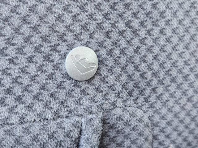 Ｎ－ＯＮＥ ツアラー・Ｌパッケージ　４ＷＤ　パナソニックメモリーナビ　フルセグ　Ｂｌｕｅｔｏｏｔｈ　スマートキー　プッシュスタート　アイドリングストップ　横滑り防止装置　盗難防止装置　純正１４ＡＷ　パドルシフト　クルーズコントロール（44枚目）