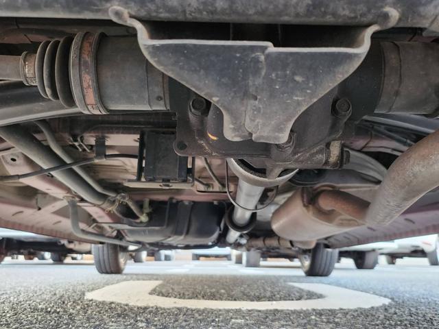 Ｎ－ＯＮＥ ツアラー・Ｌパッケージ　４ＷＤ　パナソニックメモリーナビ　フルセグ　Ｂｌｕｅｔｏｏｔｈ　スマートキー　プッシュスタート　アイドリングストップ　横滑り防止装置　盗難防止装置　純正１４ＡＷ　パドルシフト　クルーズコントロール（68枚目）