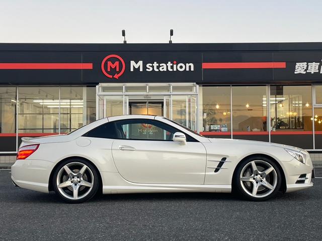 ＳＬ ＳＬ３５０ブルーエフィシェンシー　ＡＭＧスポーツパッケージ　マジックスカイルーフ　ＨＤＤナビ＆バックカメラ　本革シート　レーダーセーフティＰＫＧ　パークトロニック　キーレスＧＯ　ＡＭＧスタイリングＰＫＧ　　ブラインドスポット（8枚目）