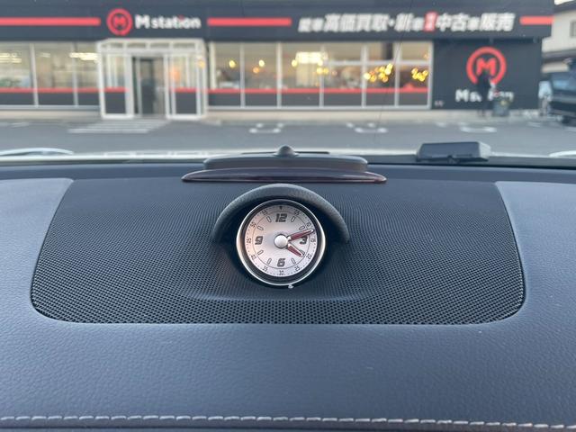 ＳＬ ＳＬ３５０ブルーエフィシェンシー　ＡＭＧスポーツパッケージ　マジックスカイルーフ　ＨＤＤナビ＆バックカメラ　本革シート　レーダーセーフティＰＫＧ　パークトロニック　キーレスＧＯ　ＡＭＧスタイリングＰＫＧ　　ブラインドスポット（20枚目）