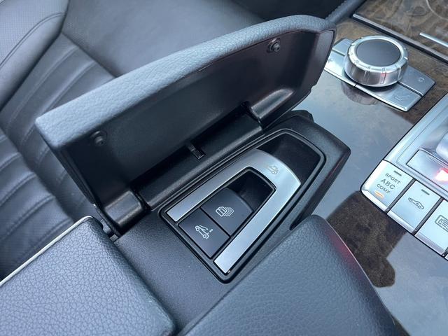 ＳＬ ＳＬ３５０ブルーエフィシェンシー　ＡＭＧスポーツパッケージ　マジックスカイルーフ　ＨＤＤナビ＆バックカメラ　本革シート　レーダーセーフティＰＫＧ　パークトロニック　キーレスＧＯ　ＡＭＧスタイリングＰＫＧ　　ブラインドスポット（24枚目）