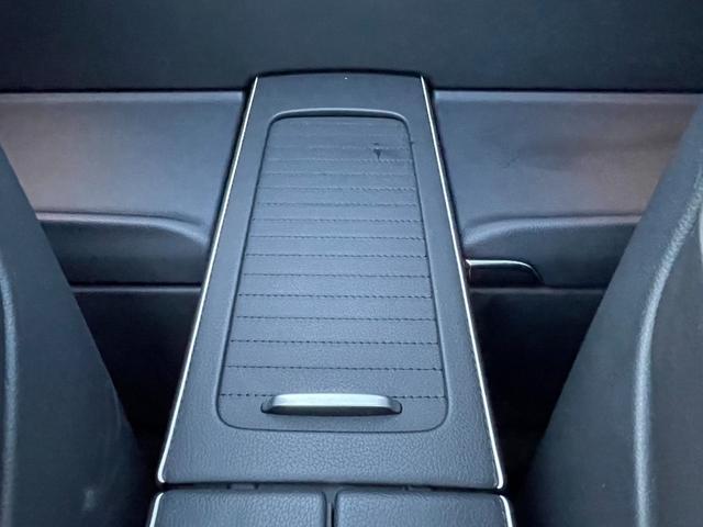 ＳＬ ＳＬ３５０ブルーエフィシェンシー　ＡＭＧスポーツパッケージ　マジックスカイルーフ　ＨＤＤナビ＆バックカメラ　本革シート　レーダーセーフティＰＫＧ　パークトロニック　キーレスＧＯ　ＡＭＧスタイリングＰＫＧ　　ブラインドスポット（38枚目）