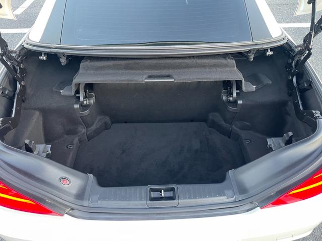 ＳＬ ＳＬ３５０ブルーエフィシェンシー　ＡＭＧスポーツパッケージ　マジックスカイルーフ　ＨＤＤナビ＆バックカメラ　本革シート　レーダーセーフティＰＫＧ　パークトロニック　キーレスＧＯ　ＡＭＧスタイリングＰＫＧ　　ブラインドスポット（47枚目）