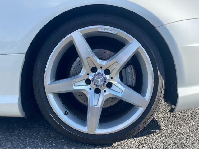 ＳＬ ＳＬ３５０ブルーエフィシェンシー　ＡＭＧスポーツパッケージ　マジックスカイルーフ　ＨＤＤナビ＆バックカメラ　本革シート　レーダーセーフティＰＫＧ　パークトロニック　キーレスＧＯ　ＡＭＧスタイリングＰＫＧ　　ブラインドスポット（62枚目）