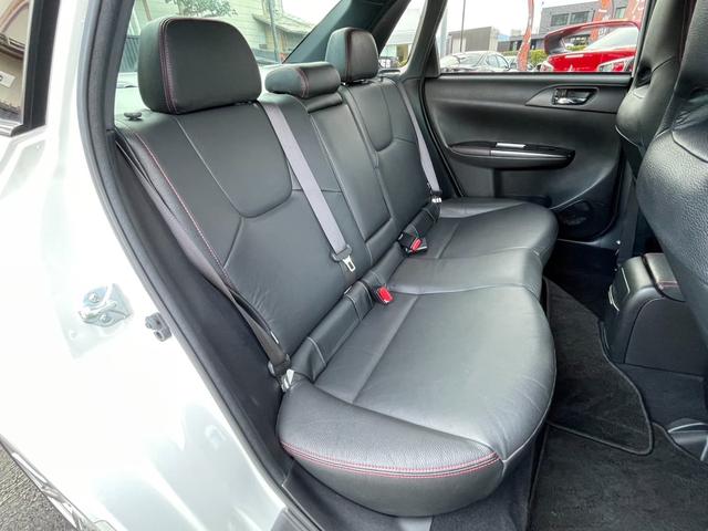 インプレッサ ＷＲＸ　ＳＴＩ　Ａライン　ｔＳ　カーボンルーフ　ｔｓ専用サス　ＳＴＩ１８アルミ　スマートキー　ＨＫＳマフラー　カロッツェリアＨＤＤナビ　バックカメラ　フレキシブルタワーバー　パドルシフト　クルーズコントロール（20枚目）