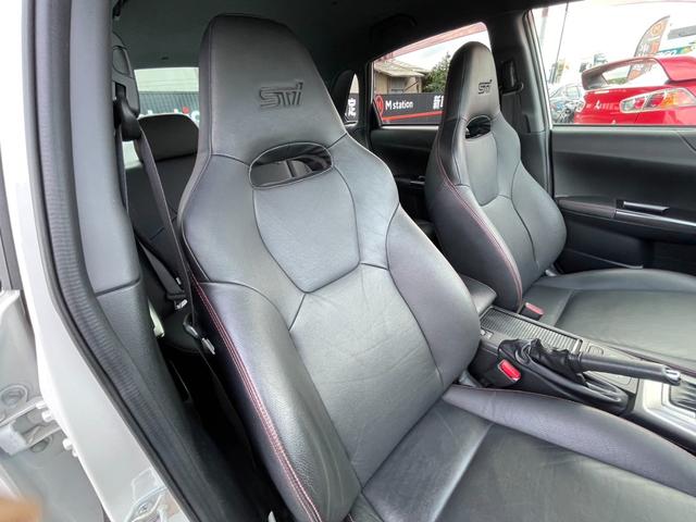 インプレッサ ＷＲＸ　ＳＴＩ　Ａライン　ｔＳ　カーボンルーフ　ｔｓ専用サス　ＳＴＩ１８アルミ　スマートキー　ＨＫＳマフラー　カロッツェリアＨＤＤナビ　バックカメラ　フレキシブルタワーバー　パドルシフト　クルーズコントロール（21枚目）