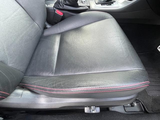 インプレッサ ＷＲＸ　ＳＴＩ　Ａライン　ｔＳ　カーボンルーフ　ｔｓ専用サス　ＳＴＩ１８アルミ　スマートキー　ＨＫＳマフラー　カロッツェリアＨＤＤナビ　バックカメラ　フレキシブルタワーバー　パドルシフト　クルーズコントロール（22枚目）