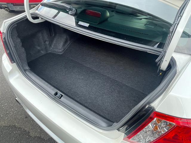 インプレッサ ＷＲＸ　ＳＴＩ　Ａライン　ｔＳ　カーボンルーフ　ｔｓ専用サス　ＳＴＩ１８アルミ　スマートキー　ＨＫＳマフラー　カロッツェリアＨＤＤナビ　バックカメラ　フレキシブルタワーバー　パドルシフト　クルーズコントロール（30枚目）