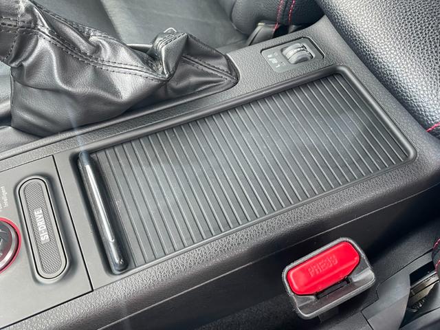 インプレッサ ＷＲＸ　ＳＴＩ　Ａライン　ｔＳ　カーボンルーフ　ｔｓ専用サス　ＳＴＩ１８アルミ　スマートキー　ＨＫＳマフラー　カロッツェリアＨＤＤナビ　バックカメラ　フレキシブルタワーバー　パドルシフト　クルーズコントロール（43枚目）