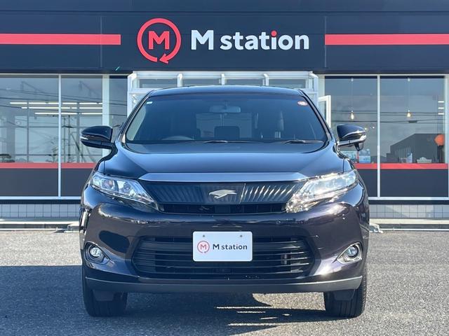 ハリアー エレガンス 4WD レーダークルーズ 衝突被害軽減ブレーキ パナソニックメモリーナビ バックカメラ LEDライト インテリジェントクリアランスソナー ヒルスタートアシスト 運転席パワーシート 純正17AW(3枚目)