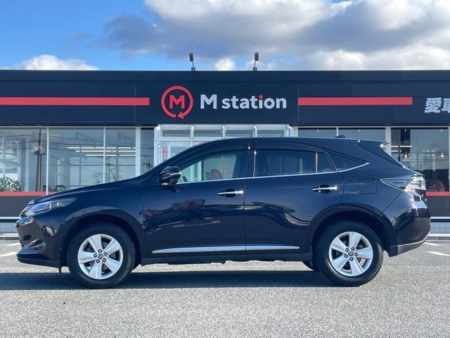 ハリアー エレガンス 4WD レーダークルーズ 衝突被害軽減ブレーキ パナソニックメモリーナビ バックカメラ LEDライト インテリジェントクリアランスソナー ヒルスタートアシスト 運転席パワーシート 純正17AW(4枚目)