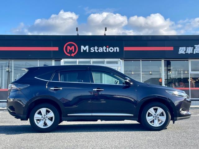 ハリアー エレガンス 4WD レーダークルーズ 衝突被害軽減ブレーキ パナソニックメモリーナビ バックカメラ LEDライト インテリジェントクリアランスソナー ヒルスタートアシスト 運転席パワーシート 純正17AW(5枚目)