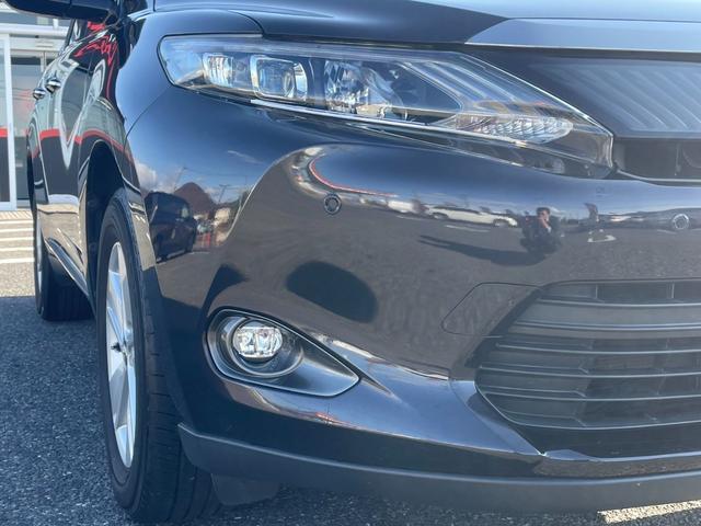 ハリアー エレガンス 4WD レーダークルーズ 衝突被害軽減ブレーキ パナソニックメモリーナビ バックカメラ LEDライト インテリジェントクリアランスソナー ヒルスタートアシスト 運転席パワーシート 純正17AW(45枚目)