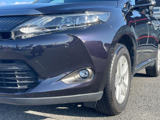 ハリアー エレガンス 4WD レーダークルーズ 衝突被害軽減ブレーキ パナソニックメモリーナビ バックカメラ LEDライト インテリジェントクリアランスソナー ヒルスタートアシスト 運転席パワーシート 純正17AW(46枚目)