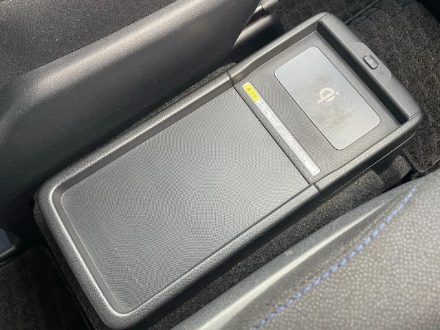 ヴォクシー ハイブリッドＶ　ワンオーナー　純正９型メモリーナビ　バックカメラ　パワースライドドア　ＬＥＤライト　スマートキー　クルーズコントロール　シートヒーター　純正１５アルミ　フルセグ　Ｂｌｕｅｔｏｏｔｈ（34枚目）