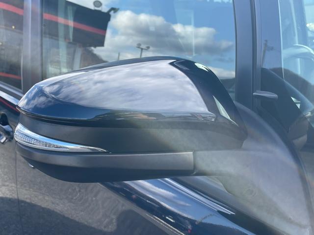 ヴォクシー ハイブリッドＶ　ワンオーナー　純正９型メモリーナビ　バックカメラ　パワースライドドア　ＬＥＤライト　スマートキー　クルーズコントロール　シートヒーター　純正１５アルミ　フルセグ　Ｂｌｕｅｔｏｏｔｈ（44枚目）