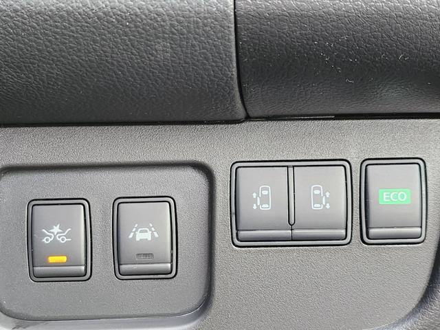 セレナ ハイウェイスター　Ｖセレクション＋セーフティ　ＳＨＶ　セーフティーサポート　エコアイドリング　横滑り防止装置　バックカメラ　両側電動スライドドア　ステアリングリモコン　デジタルインナーミラー　純正ナビ　純正アルミ　ＥＴＣ　前方カメラ　プッシュスタート（21枚目）