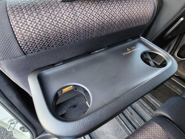 セレナ ハイウェイスター　Ｖセレクション＋セーフティ　ＳＨＶ　セーフティーサポート　エコアイドリング　横滑り防止装置　バックカメラ　両側電動スライドドア　ステアリングリモコン　デジタルインナーミラー　純正ナビ　純正アルミ　ＥＴＣ　前方カメラ　プッシュスタート（30枚目）