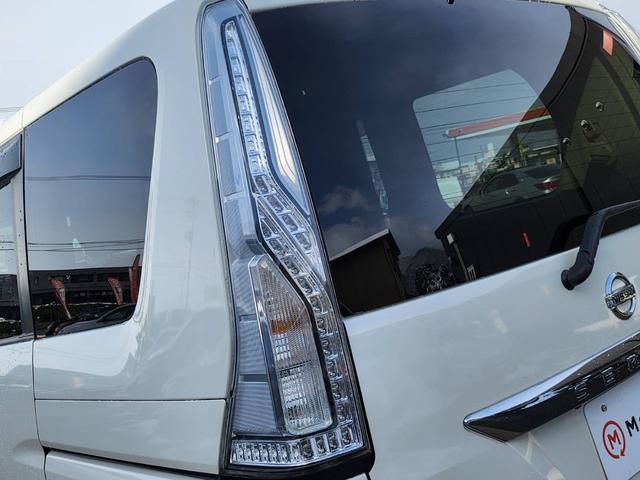 セレナ ハイウェイスター　Ｖセレクション＋セーフティ　ＳＨＶ　セーフティーサポート　エコアイドリング　横滑り防止装置　バックカメラ　両側電動スライドドア　ステアリングリモコン　デジタルインナーミラー　純正ナビ　純正アルミ　ＥＴＣ　前方カメラ　プッシュスタート（53枚目）