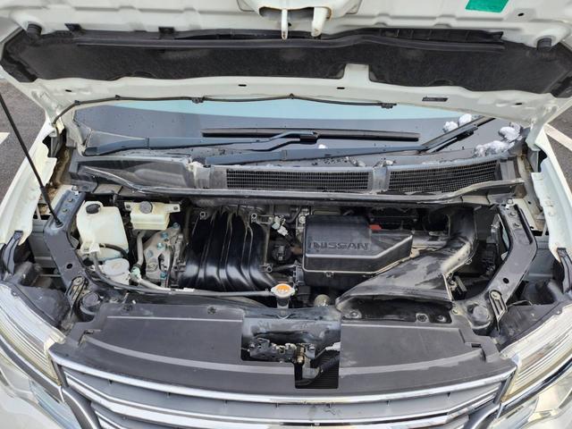 セレナ ハイウェイスター　Ｖセレクション＋セーフティ　ＳＨＶ　セーフティーサポート　エコアイドリング　横滑り防止装置　バックカメラ　両側電動スライドドア　ステアリングリモコン　デジタルインナーミラー　純正ナビ　純正アルミ　ＥＴＣ　前方カメラ　プッシュスタート（56枚目）