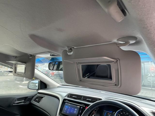 グレイス ハイブリッドLX 4WD インターナビ バックカメラ フルセグ LEDライト クルーズコントロール シートヒーター コンフォートビューPKG リモコンEGスターター VSA エマージェンシーストップシグナル(37枚目)