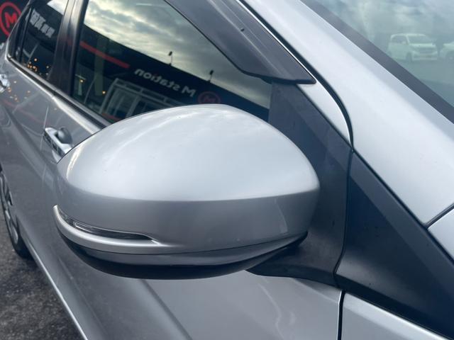 グレイス ハイブリッドLX 4WD インターナビ バックカメラ フルセグ LEDライト クルーズコントロール シートヒーター コンフォートビューPKG リモコンEGスターター VSA エマージェンシーストップシグナル(44枚目)