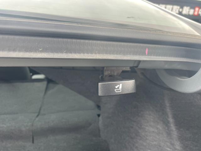 グレイス ハイブリッドLX 4WD インターナビ バックカメラ フルセグ LEDライト クルーズコントロール シートヒーター コンフォートビューPKG リモコンEGスターター VSA エマージェンシーストップシグナル(60枚目)