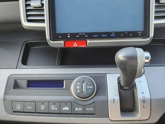 フリードハイブリッド ジャストセレクション 純正9型メモリーナビ バックカメラ Bluetooth 両側パワスラ HIDライト VSA クルーズコントロール ハーフレザーシート スマートキー コンフォートビューPKG 純正15AW ETC(19枚目)