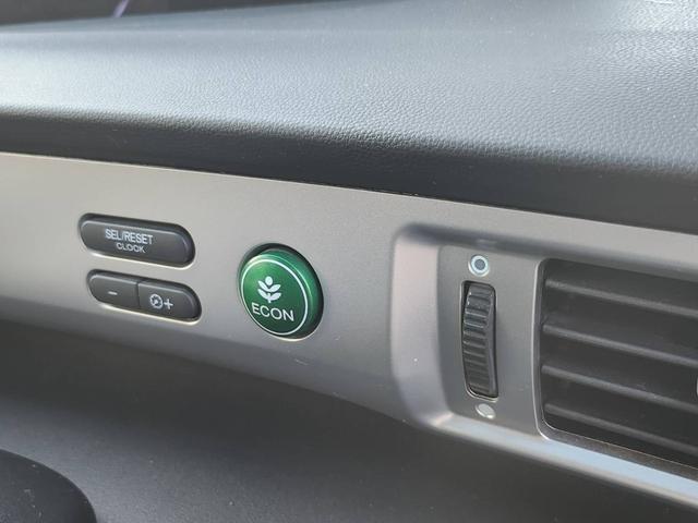 フリードハイブリッド ジャストセレクション 純正9型メモリーナビ バックカメラ Bluetooth 両側パワスラ HIDライト VSA クルーズコントロール ハーフレザーシート スマートキー コンフォートビューPKG 純正15AW ETC(21枚目)