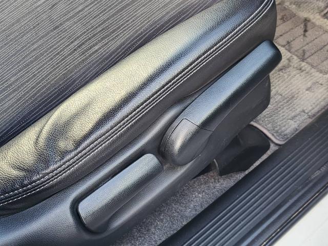 フリードハイブリッド ジャストセレクション 純正9型メモリーナビ バックカメラ Bluetooth 両側パワスラ HIDライト VSA クルーズコントロール ハーフレザーシート スマートキー コンフォートビューPKG 純正15AW ETC(46枚目)