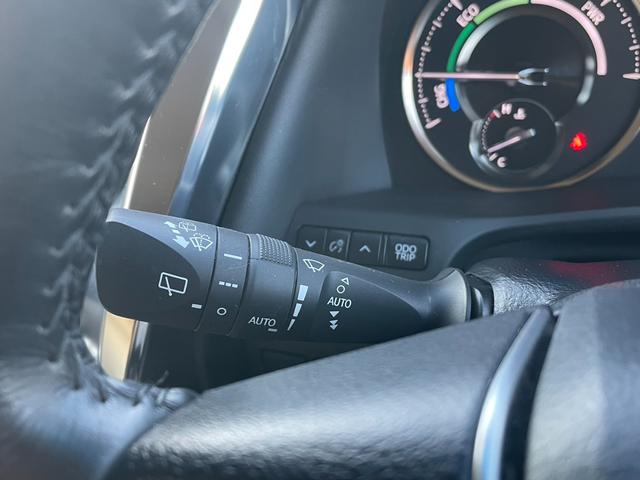 アルファードハイブリッド エグゼクティブラウンジS JBLプレミアムサウンド Wムーンルーフ 寒冷地仕様 パノラミックビューモニター TSS BSM パーキングアシスト デジタルインナーミラー エグゼクティブラウンジシート 3眼LEDライト(23枚目)