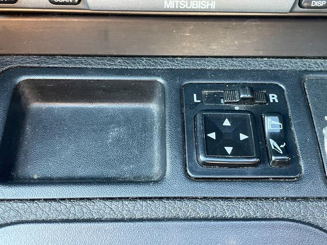 GTO SR 後期最終モデル 純正クローム17アルミ オートエアコン キーレス 革巻きステアリング プロジェクターヘッドライト フォグライト(15枚目)