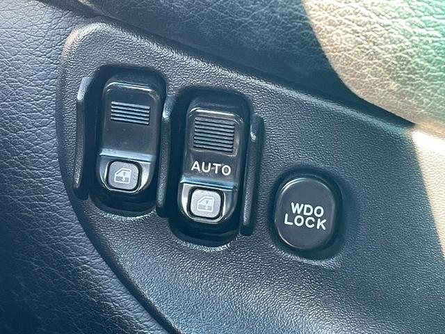 GTO SR 後期最終モデル 純正クローム17アルミ オートエアコン キーレス 革巻きステアリング プロジェクターヘッドライト フォグライト(18枚目)