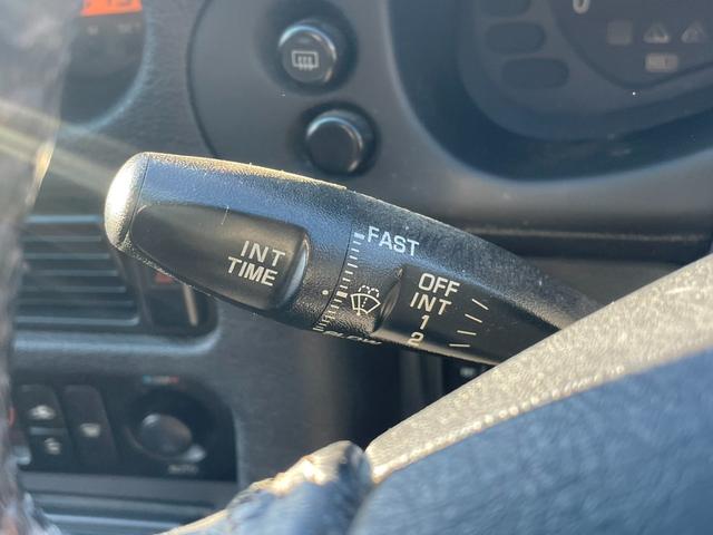 GTO SR 後期最終モデル 純正クローム17アルミ オートエアコン キーレス 革巻きステアリング プロジェクターヘッドライト フォグライト(23枚目)