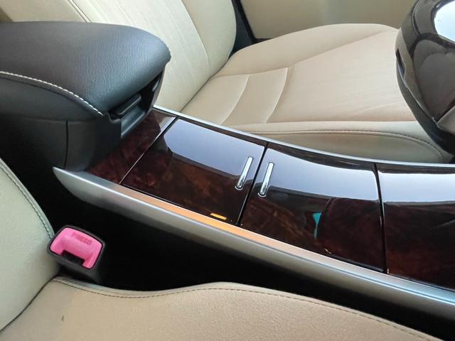 SAI S Cパッケージ 純正SDナビ バックカメラ LEDヘッドライト LEDフォグ クルーズコントロール スマートキー パワーシート 純正16アルミ フルセグ Bluetooth(30枚目)