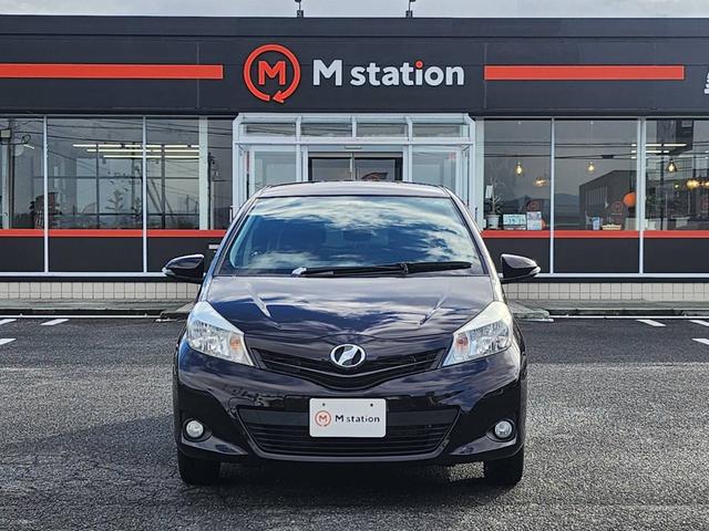 ヴィッツ Ｆ　シエル（3枚目）