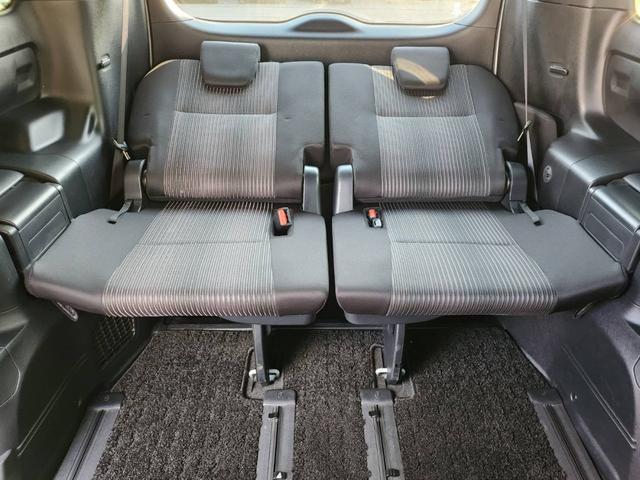 ヴォクシー ＺＳ　煌ＩＩ　ワンオーナー　ドラレコ　ＥＴＣ２．０　バックカメラ　両側電動スライドドア　Ｐセンサー　横滑り防止装置　スマートキー　プッシュスタート　純正アルミ　純正９型ナビ（48枚目）